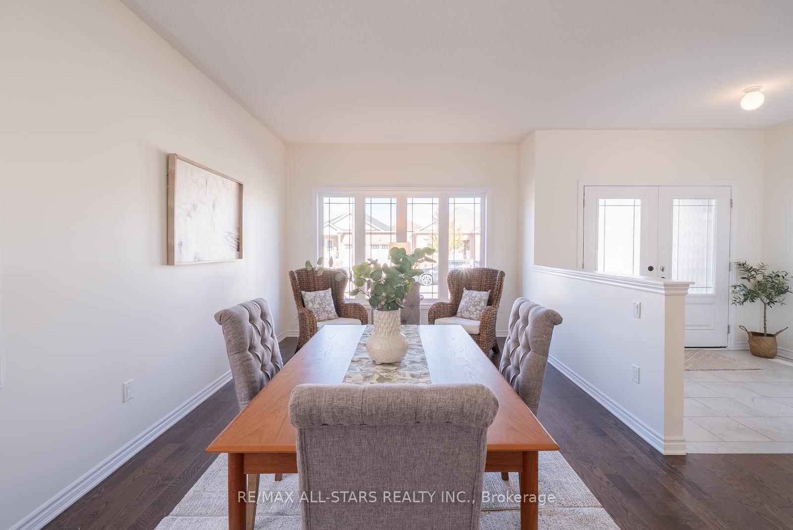 Photo 11 of 15 Pollock Avenue, Brock, Beaverton — HOMEH