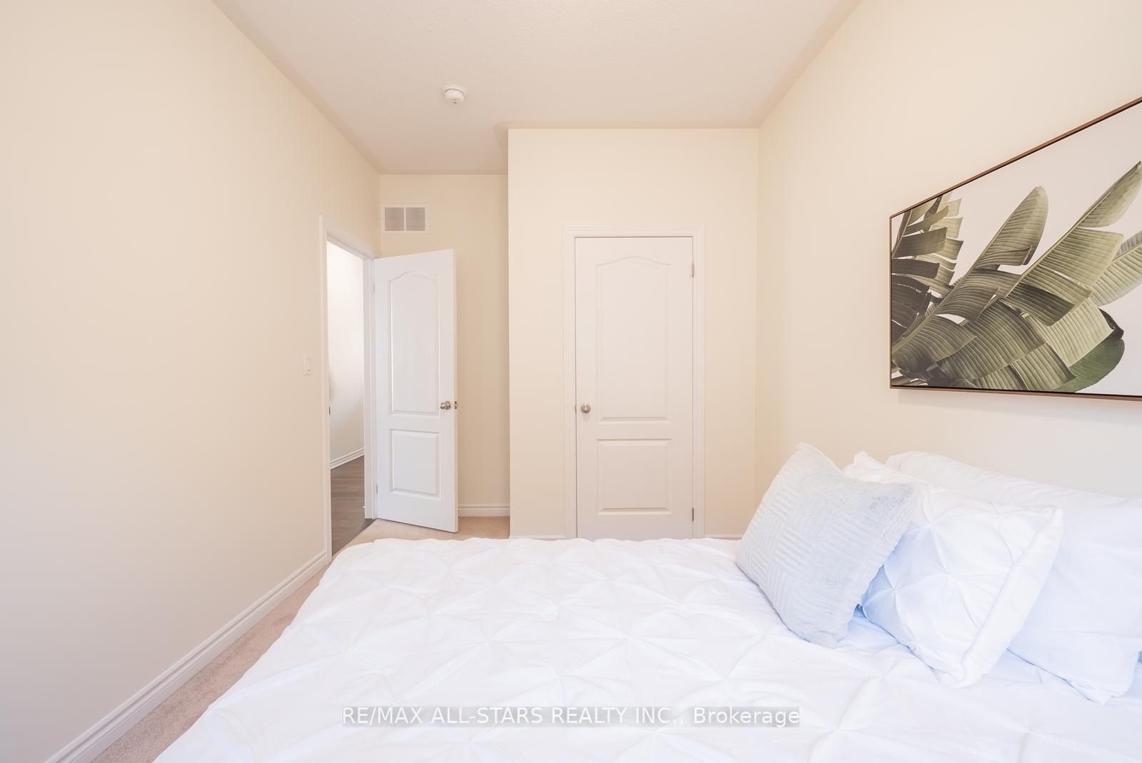 Photo 29 of 15 Pollock Avenue, Brock, Beaverton — HOMEH