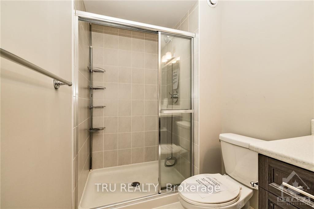 Photo 12 of 264 Dolce Crescent, Ottawa, Riverside South/Gloucester Glen — HOMEH