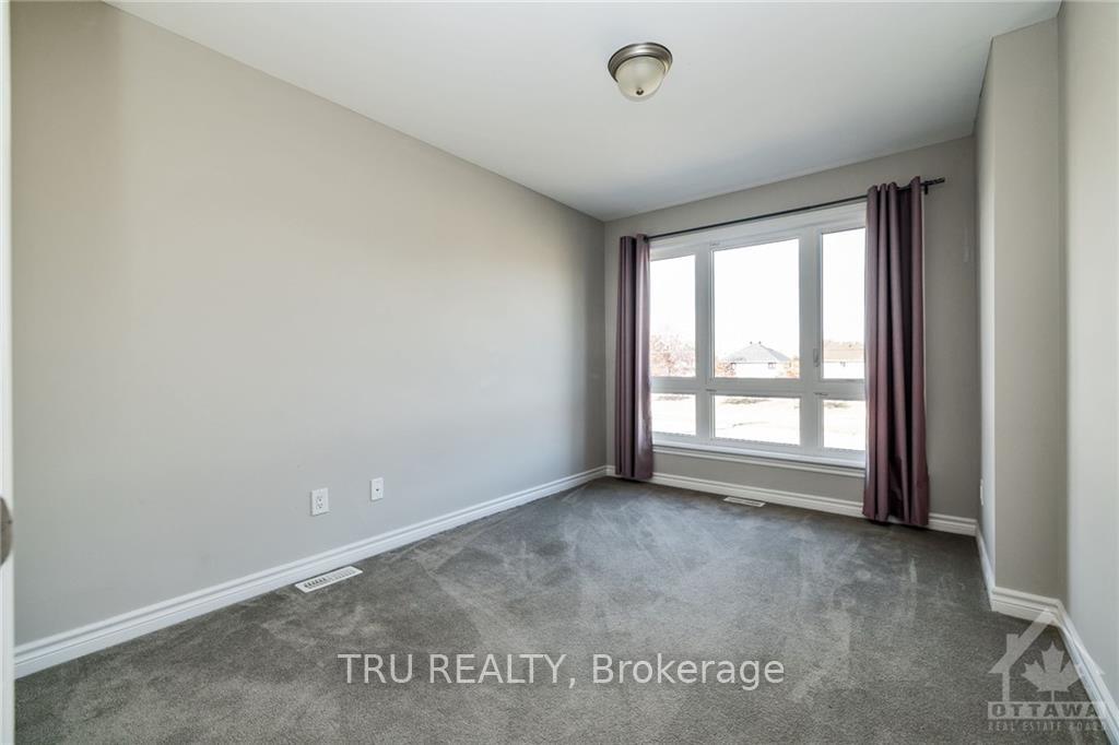 Photo 16 of 264 Dolce Crescent, Ottawa, Riverside South/Gloucester Glen — HOMEH