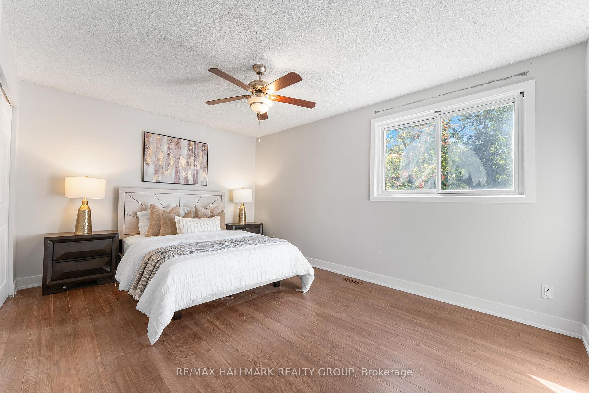 Photo 10 of 3960 Farmers Way, Ottawa, Carlsbad Springs — HOMEH