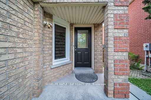 Photo 11 of 33 Kitto Court, Brampton, Fletcher's West — HOMEH