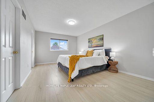 Photo 23 of 33 Kitto Court, Brampton, Fletcher's West — HOMEH