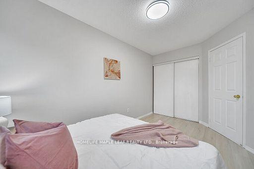 Photo 38 of 33 Kitto Court, Brampton, Fletcher's West — HOMEH