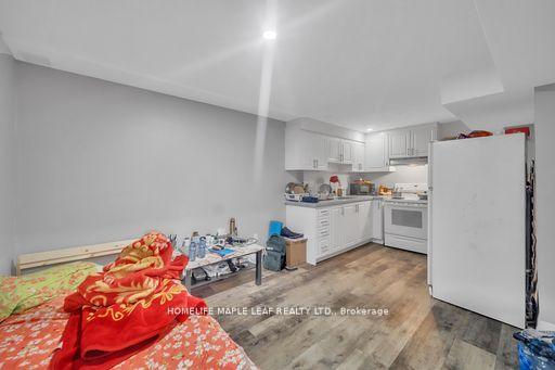 Photo 28 of 33 Kitto Court, Brampton, Fletcher's West — HOMEH