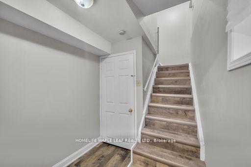 Photo 42 of 33 Kitto Court, Brampton, Fletcher's West — HOMEH