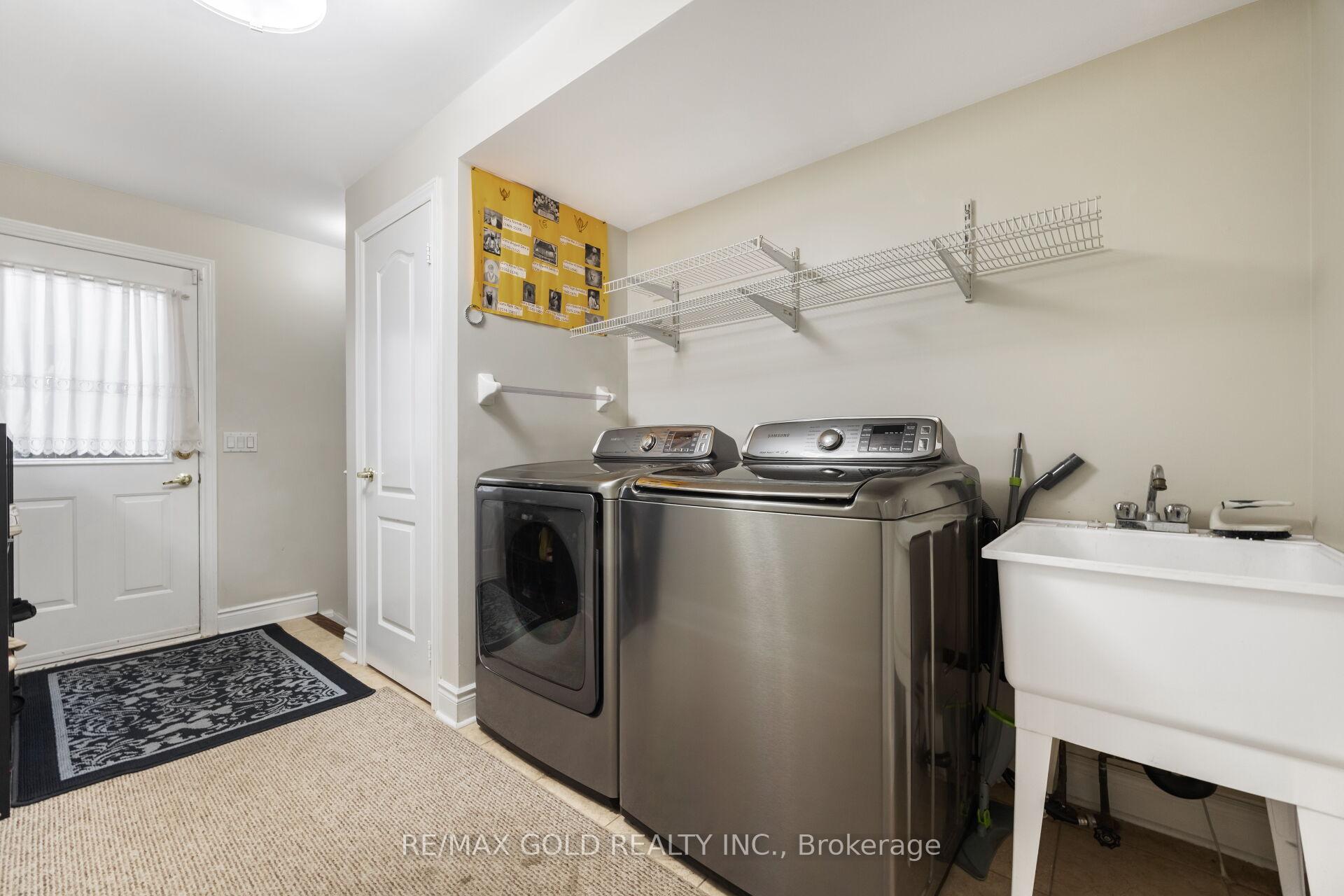 Photo 18 of 19 Eiffel Boulevard, Brampton, Vales of Castlemore North — HOMEH