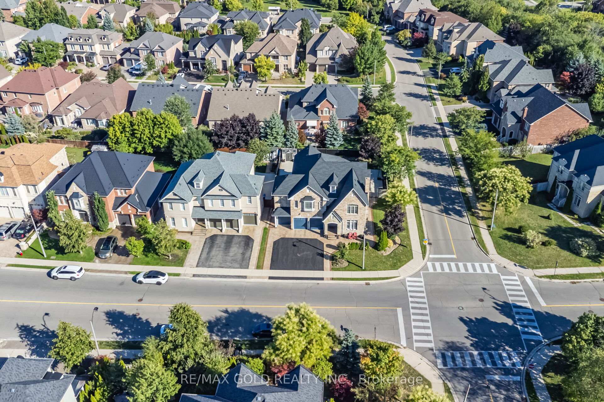 Photo 50 of 19 Eiffel Boulevard, Brampton, Vales of Castlemore North — HOMEH