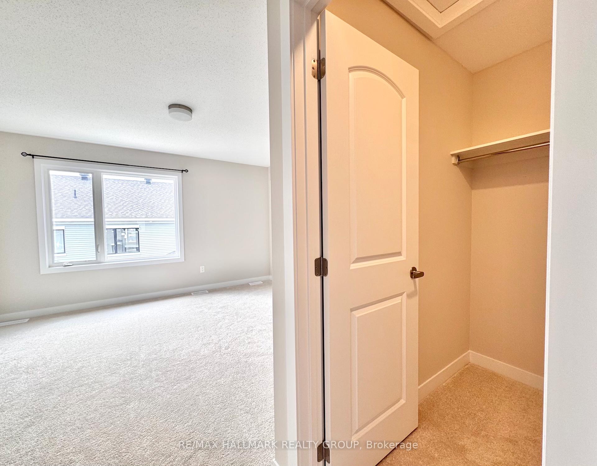 Photo 5 of 868 Andesite Terrace, Ottawa, Barrhaven - Half Moon Bay — HOMEH