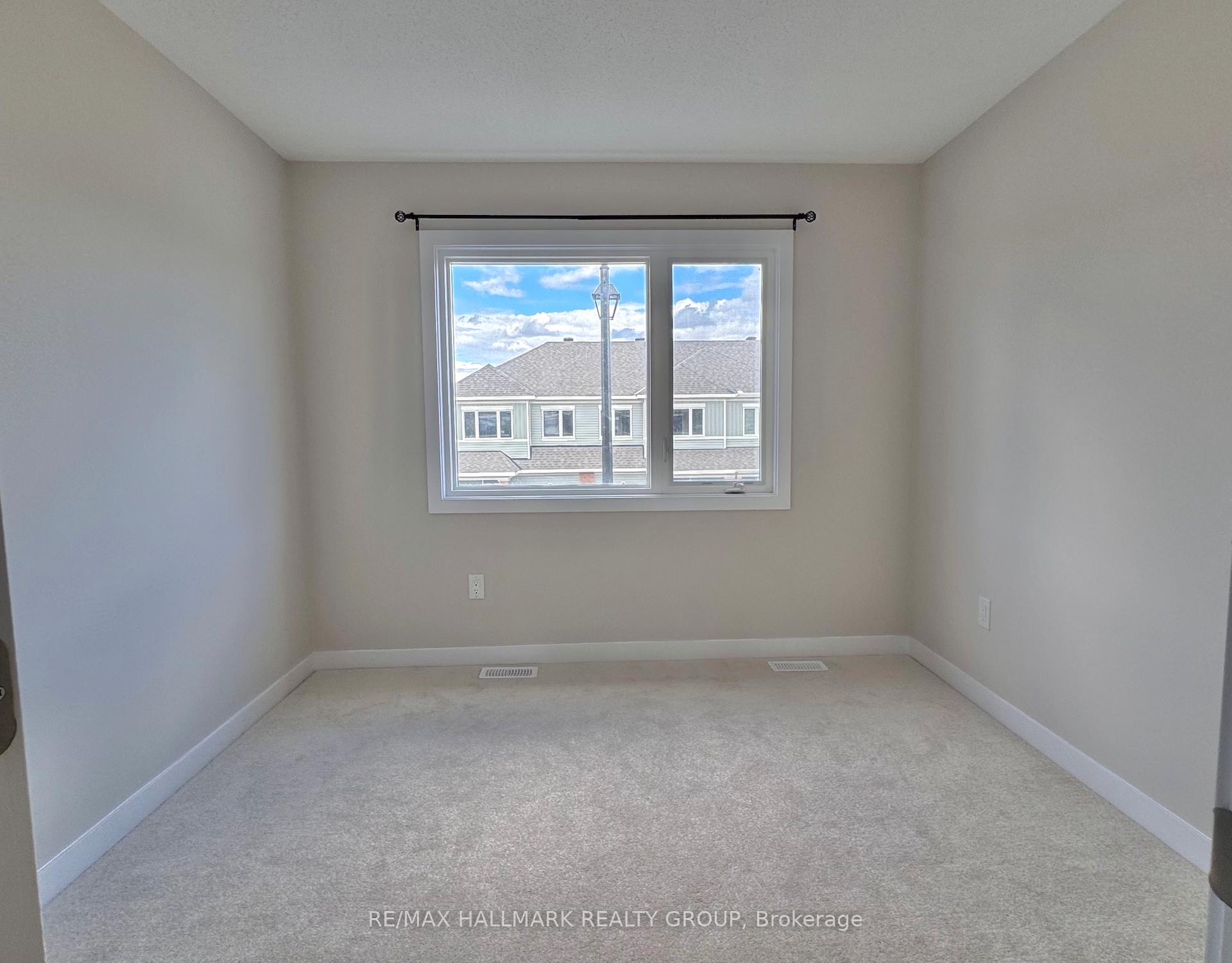Photo 8 of 868 Andesite Terrace, Ottawa, Barrhaven - Half Moon Bay — HOMEH