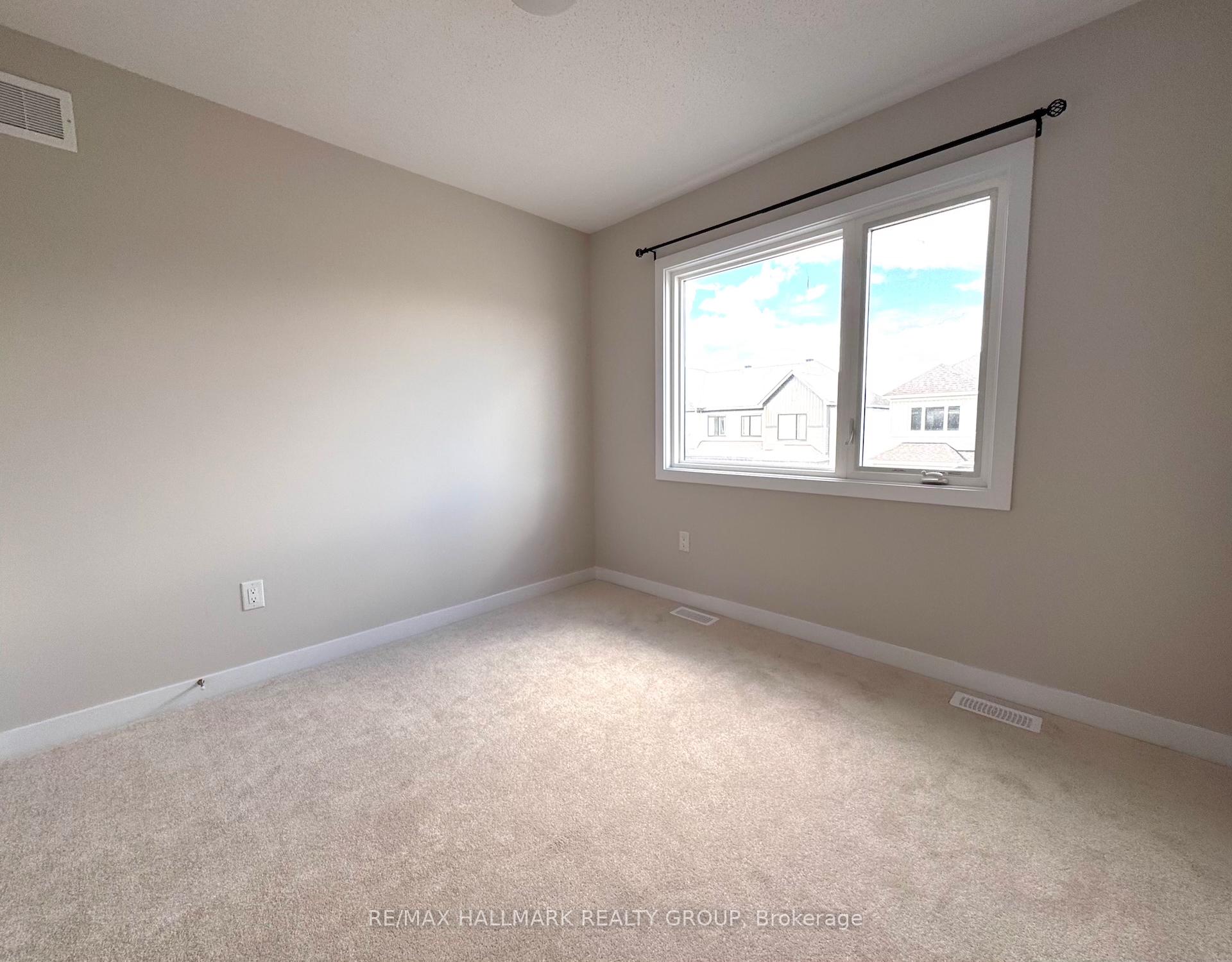 Photo 11 of 868 Andesite Terrace, Ottawa, Barrhaven - Half Moon Bay — HOMEH