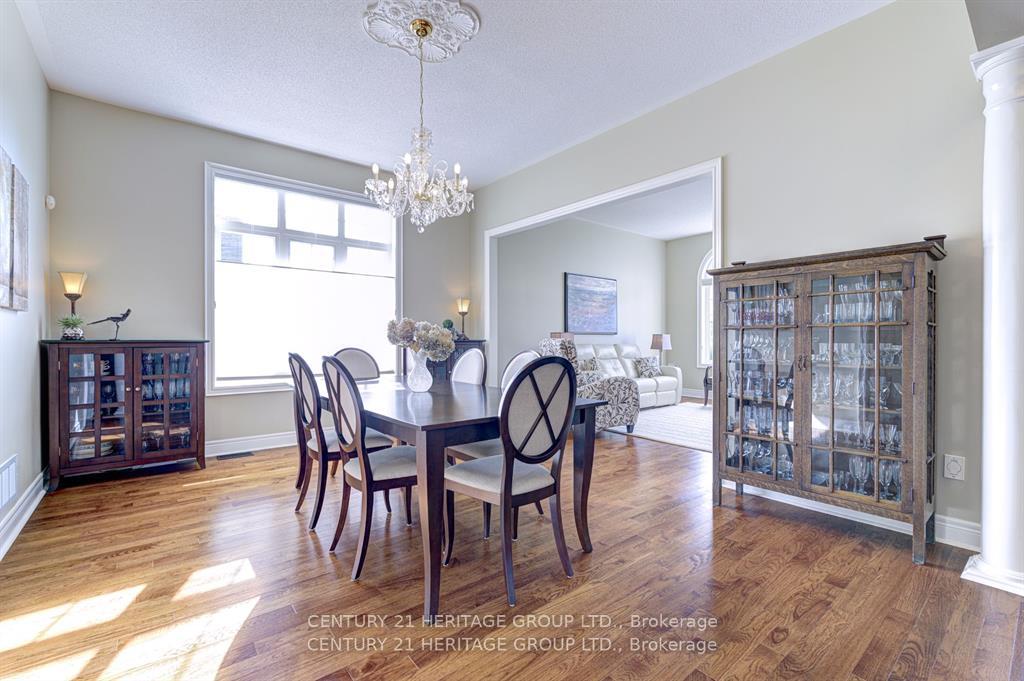 Photo 13 of 3 Nova Scotia Road, Brampton, Bram West — HOMEH