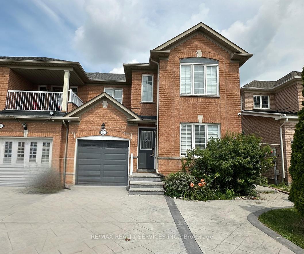 Photo 17 of 13 Olde Town Road N, Brampton, Fletcher's Creek Village — HOMEH