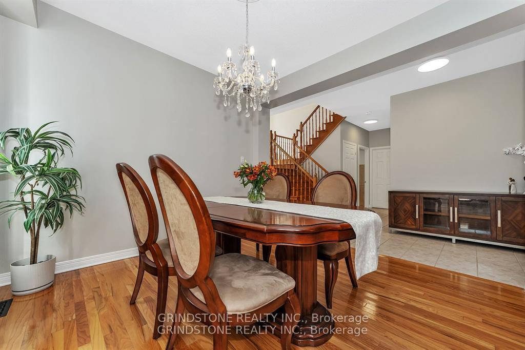 Photo 5 of 12 Escade Drive, Ottawa, Barrhaven East — HOMEH