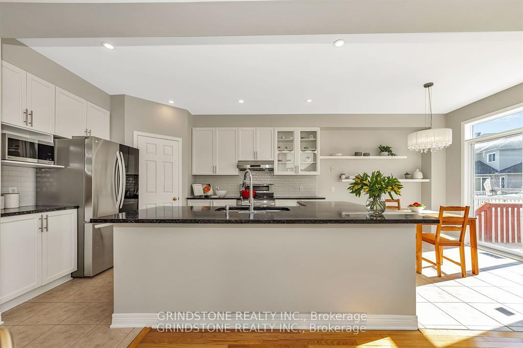 Photo 12 of 12 Escade Drive, Ottawa, Barrhaven East — HOMEH