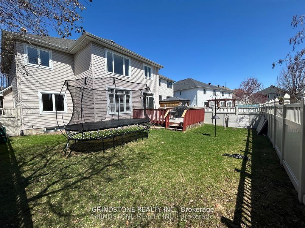 Photo 39 of 12 Escade Drive, Ottawa, Barrhaven East — HOMEH