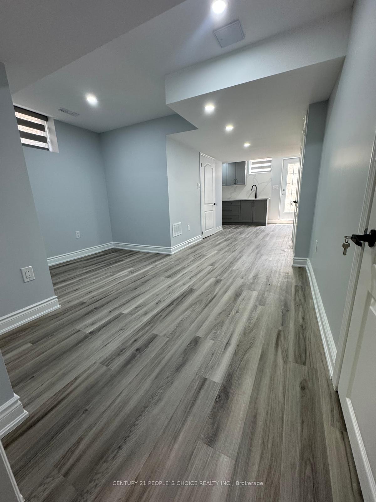 Photo 4 of Unit basement only, 7 Balmy Way, Brampton, Vales of Castlemore — HOMEH