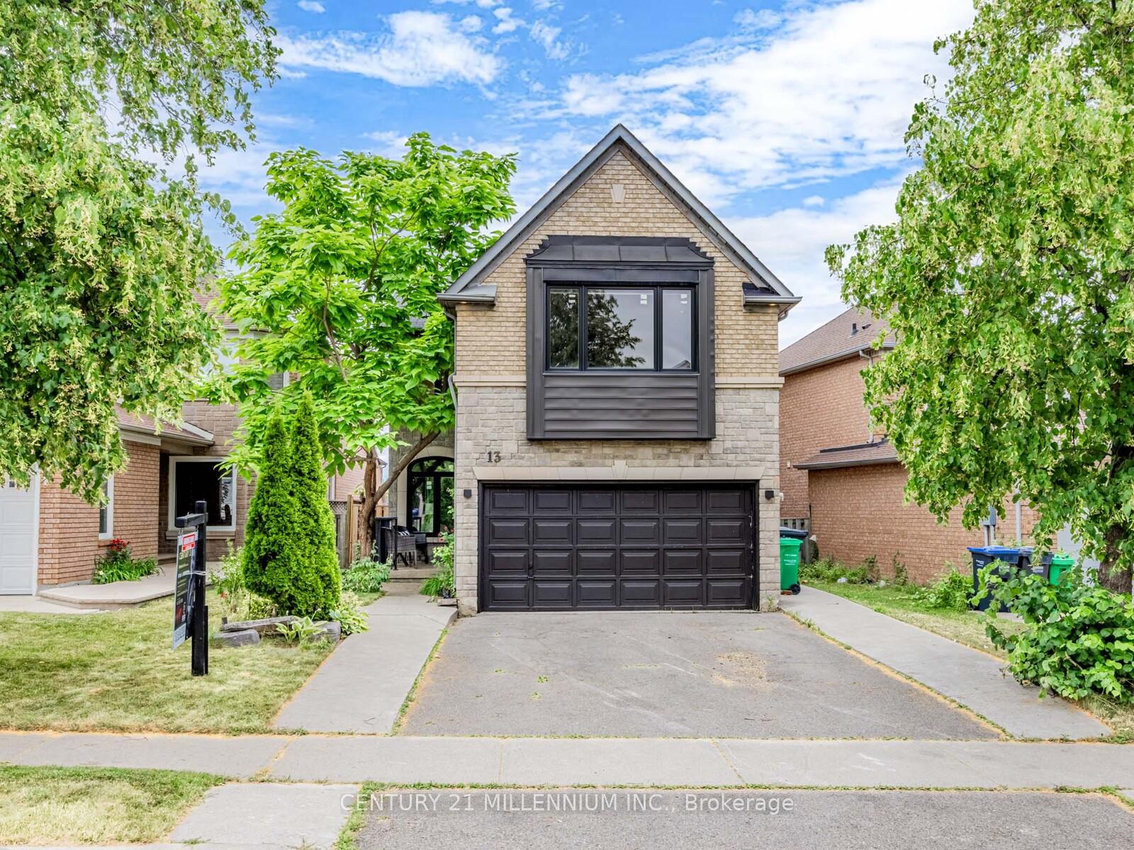 Photo 29 of 13 Rocky Mountain Crescent, Brampton, Sandringham-Wellington — HOMEH