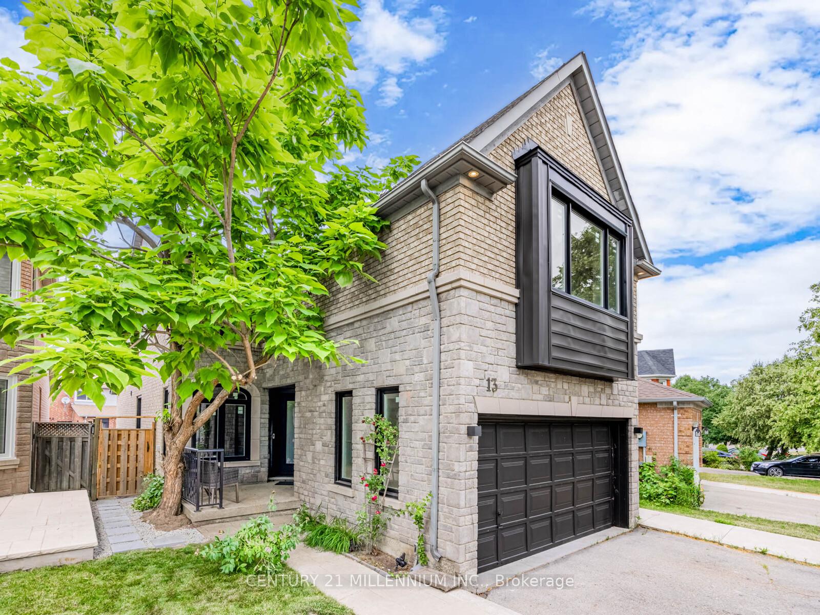 Photo 8 of 13 Rocky Mountain Crescent, Brampton, Sandringham-Wellington — HOMEH