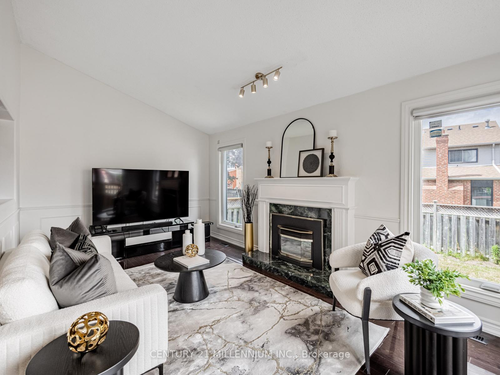 Photo 22 of 13 Rocky Mountain Crescent, Brampton, Sandringham-Wellington — HOMEH