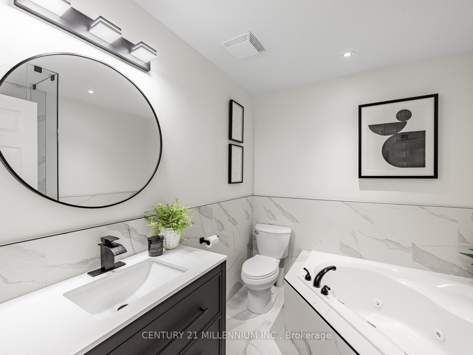 Photo 37 of 13 Rocky Mountain Crescent, Brampton, Sandringham-Wellington — HOMEH