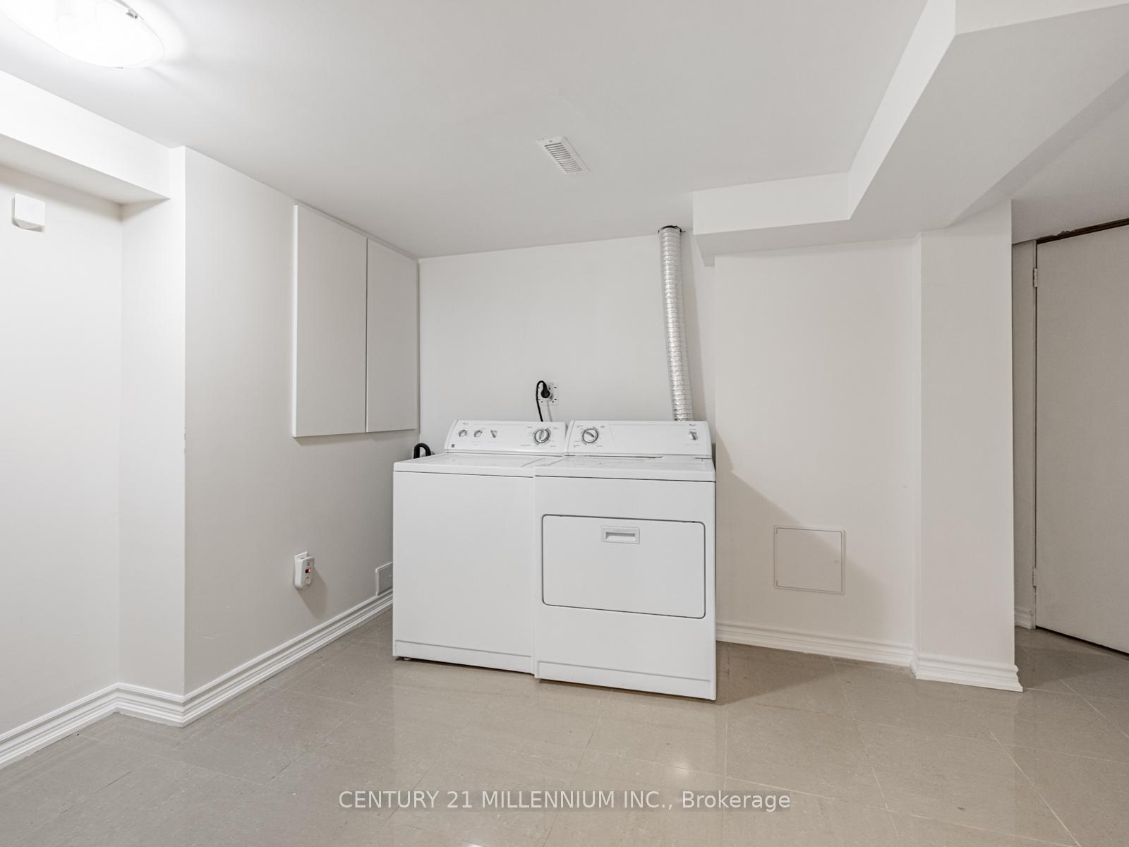 Photo 19 of 13 Rocky Mountain Crescent, Brampton, Sandringham-Wellington — HOMEH