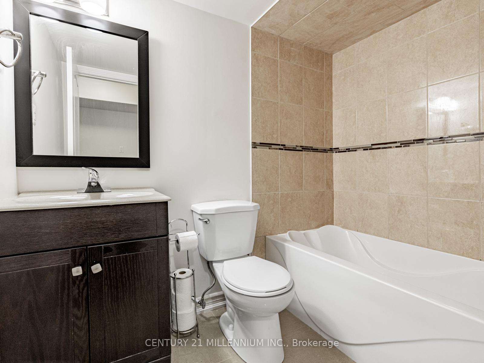 Photo 24 of 13 Rocky Mountain Crescent, Brampton, Sandringham-Wellington — HOMEH