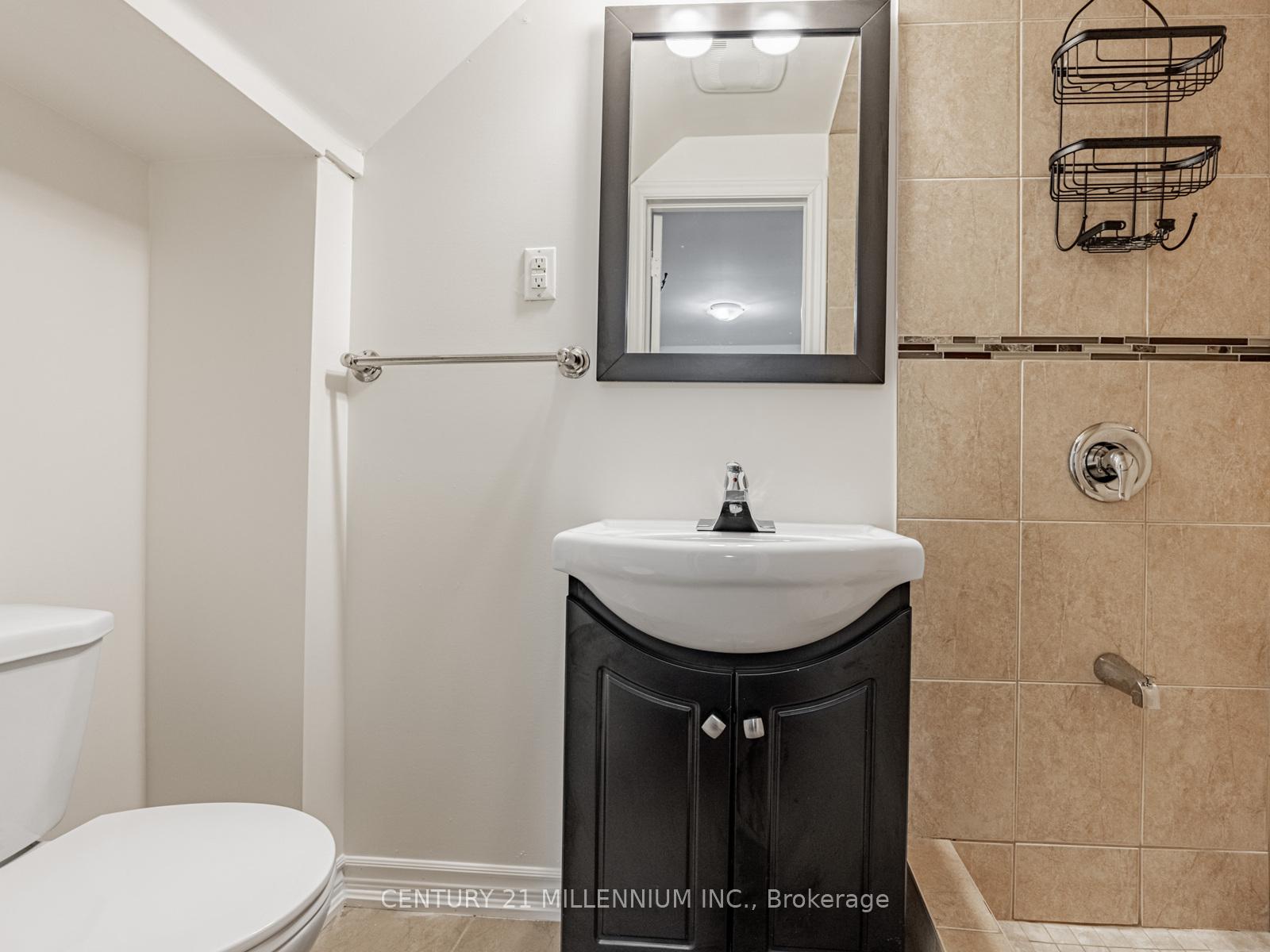 Photo 27 of 13 Rocky Mountain Crescent, Brampton, Sandringham-Wellington — HOMEH