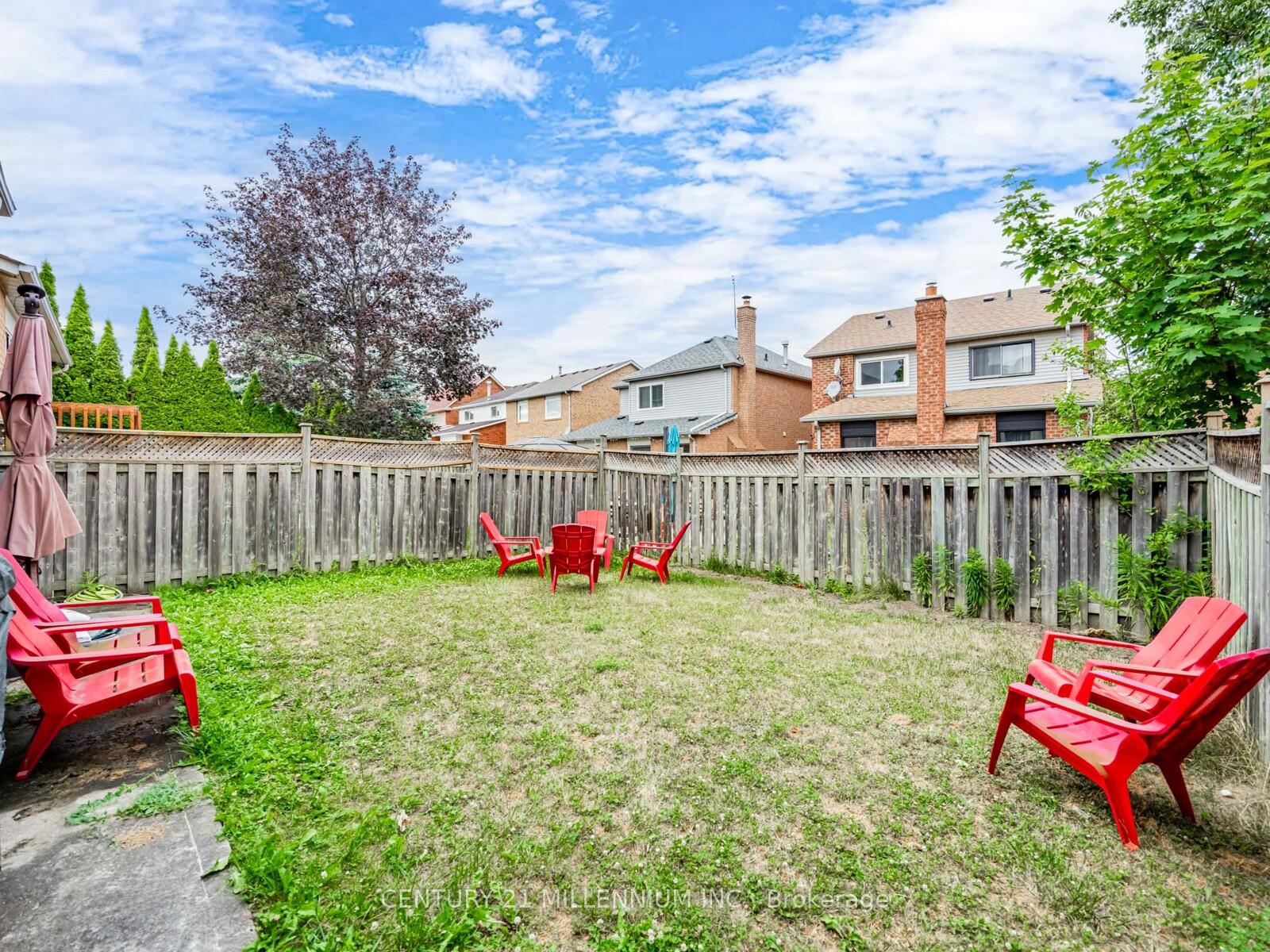 Photo 20 of 13 Rocky Mountain Crescent, Brampton, Sandringham-Wellington — HOMEH