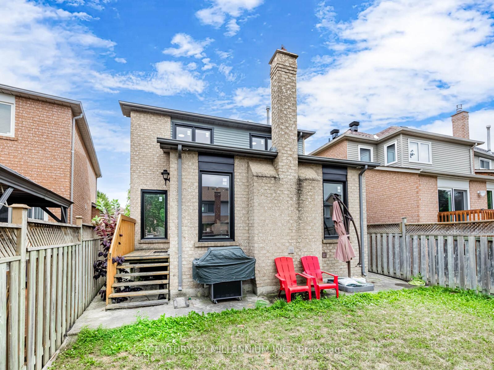 Photo 25 of 13 Rocky Mountain Crescent, Brampton, Sandringham-Wellington — HOMEH