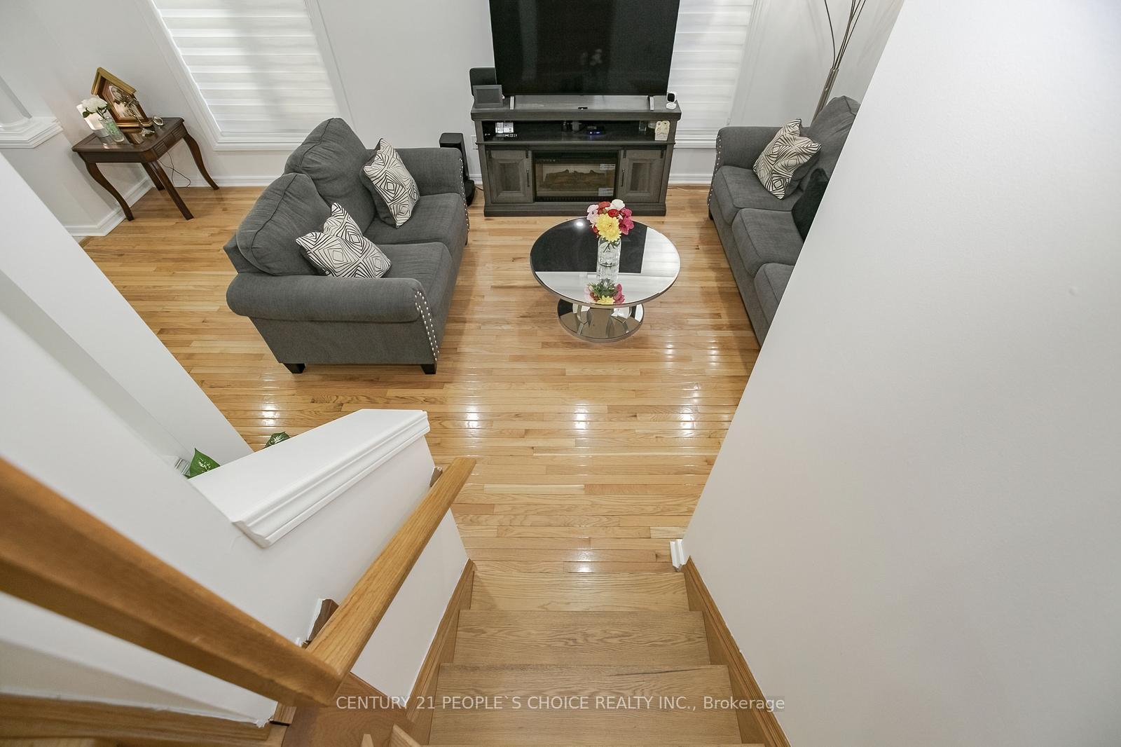 Photo 24 of 47 Garibaldi Drive, Brampton, Fletcher's Meadow — HOMEH