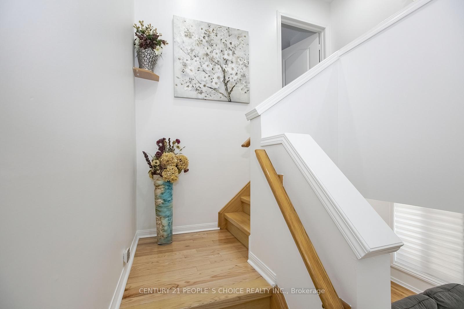 Photo 25 of 47 Garibaldi Drive, Brampton, Fletcher's Meadow — HOMEH