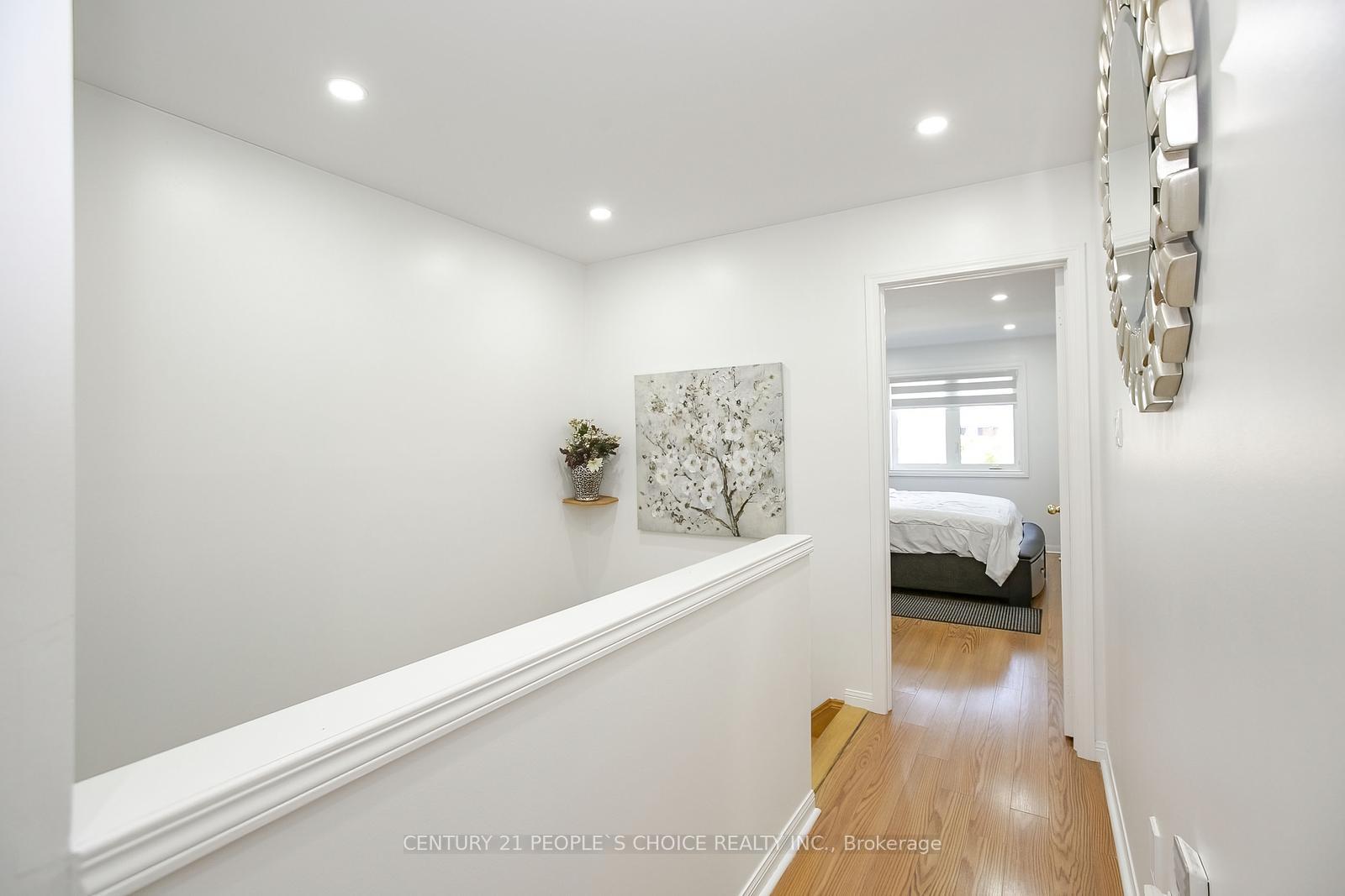 Photo 27 of 47 Garibaldi Drive, Brampton, Fletcher's Meadow — HOMEH