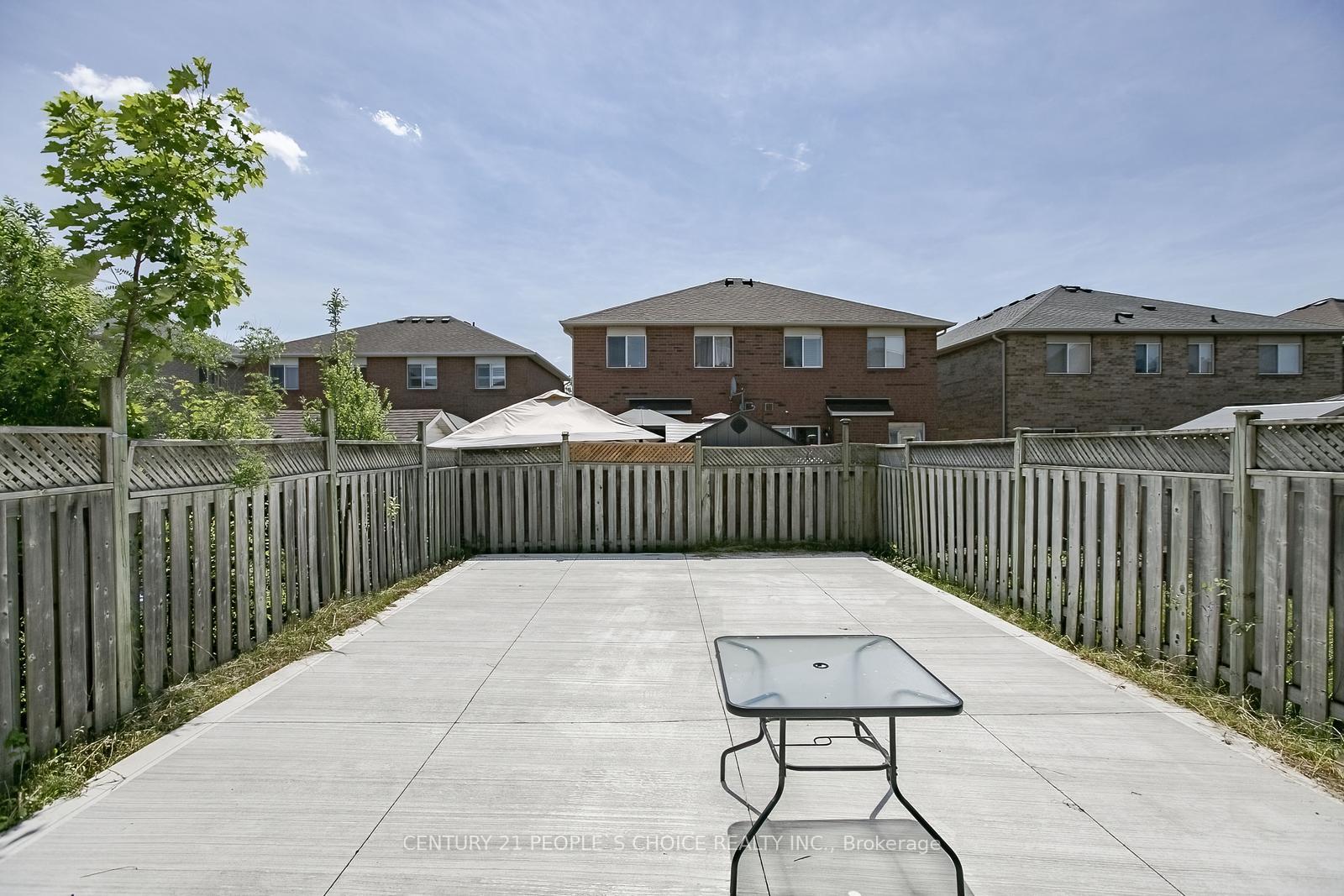 Photo 49 of 47 Garibaldi Drive, Brampton, Fletcher's Meadow — HOMEH