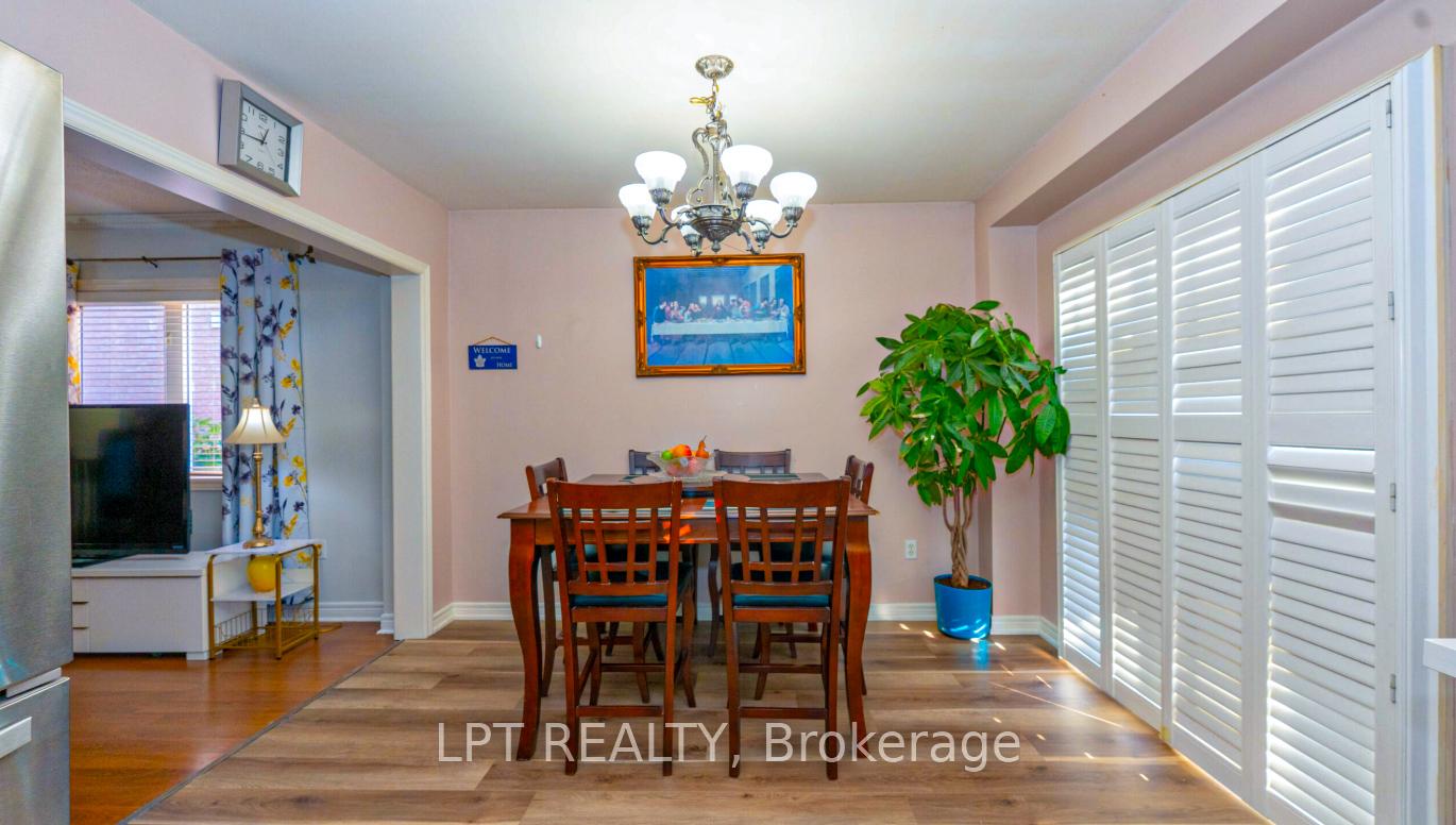 Photo 13 of 78 Dewridge Court, Brampton, Sandringham-Wellington — HOMEH