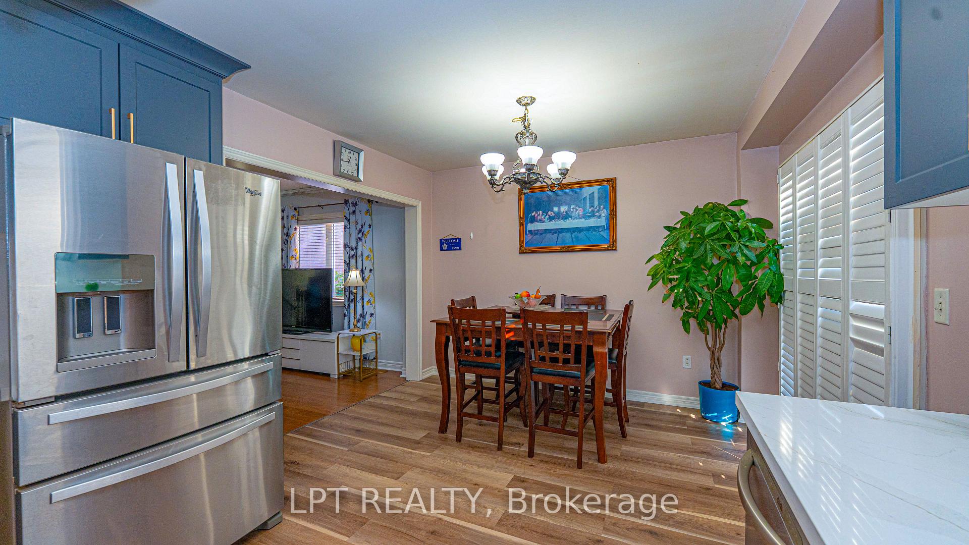 Photo 15 of 78 Dewridge Court, Brampton, Sandringham-Wellington — HOMEH