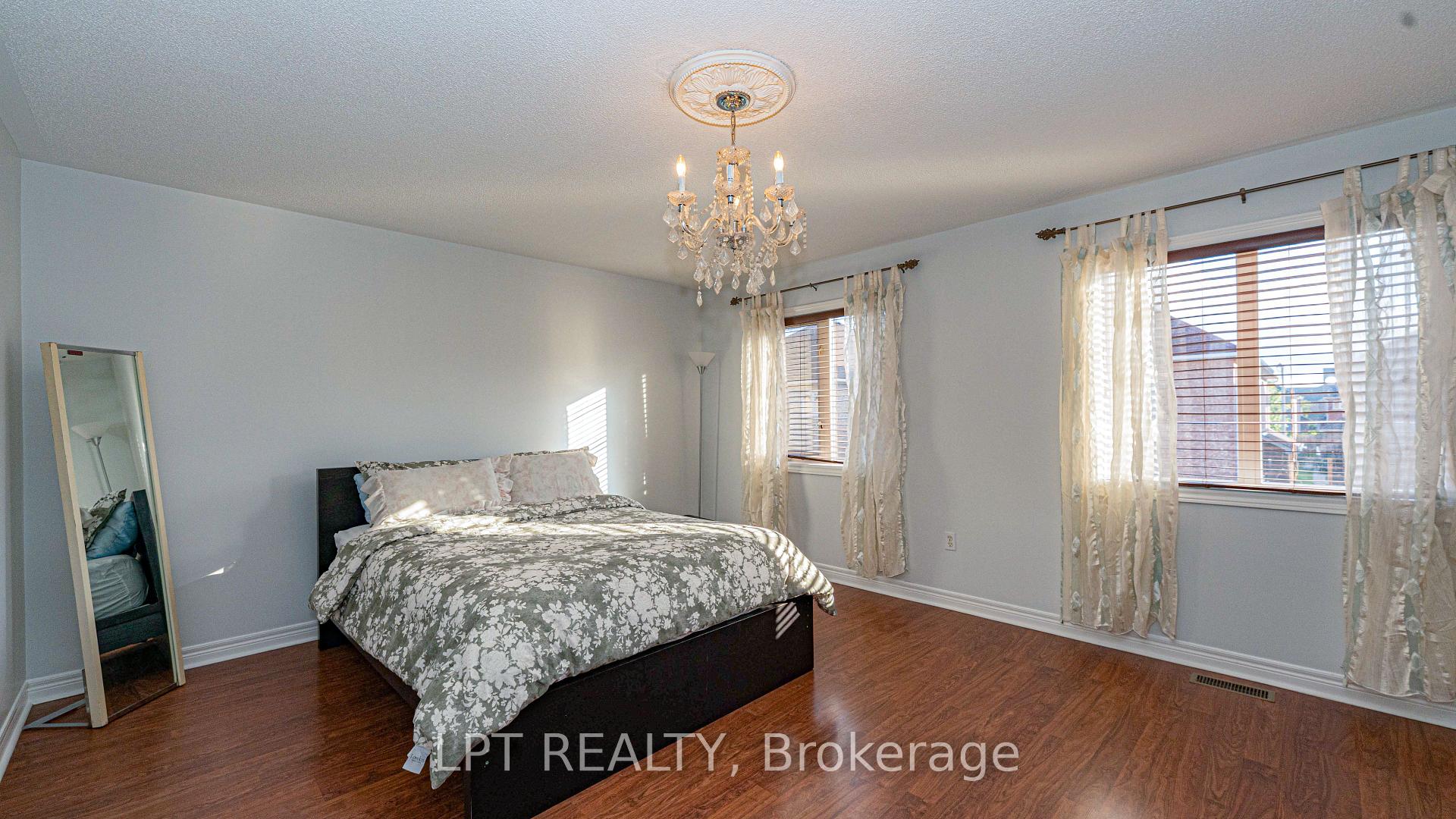 Photo 23 of 78 Dewridge Court, Brampton, Sandringham-Wellington — HOMEH