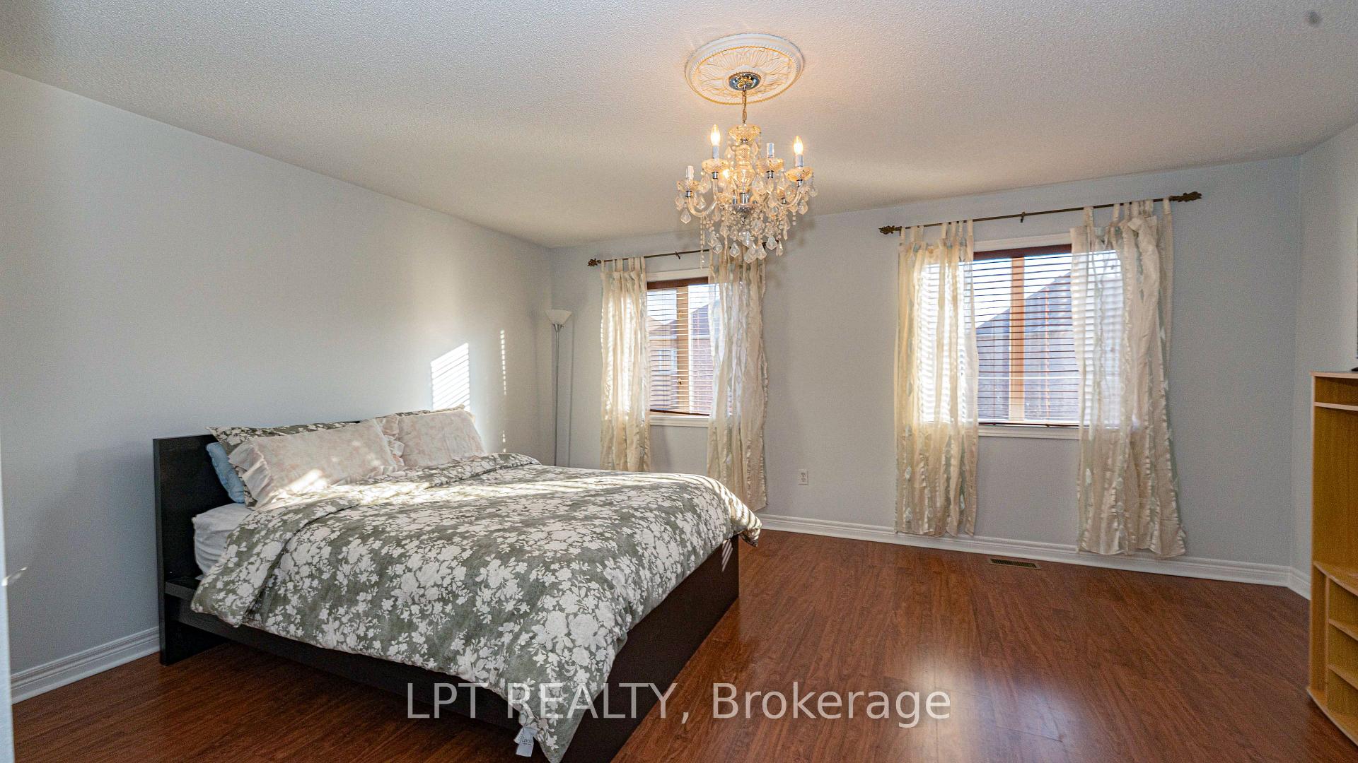 Photo 27 of 78 Dewridge Court, Brampton, Sandringham-Wellington — HOMEH