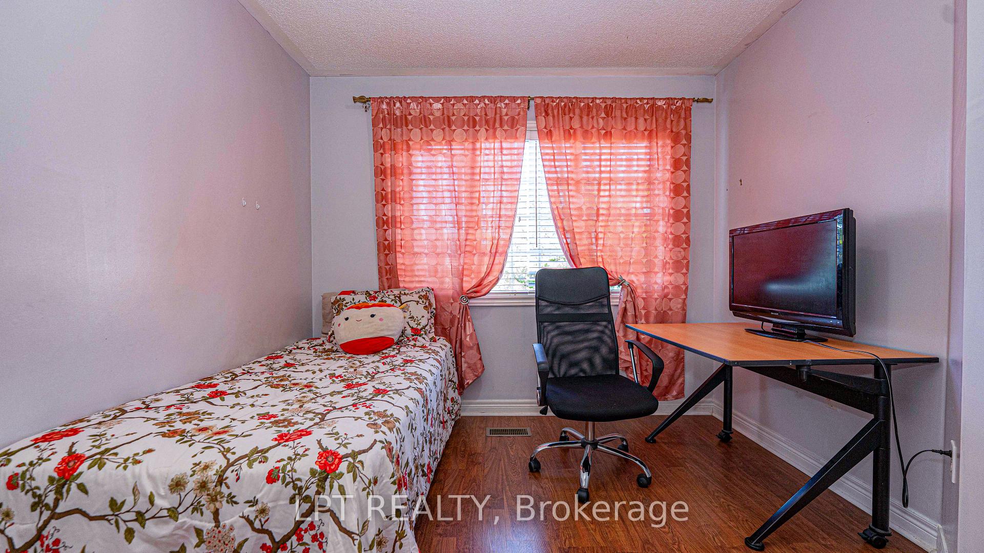 Photo 34 of 78 Dewridge Court, Brampton, Sandringham-Wellington — HOMEH