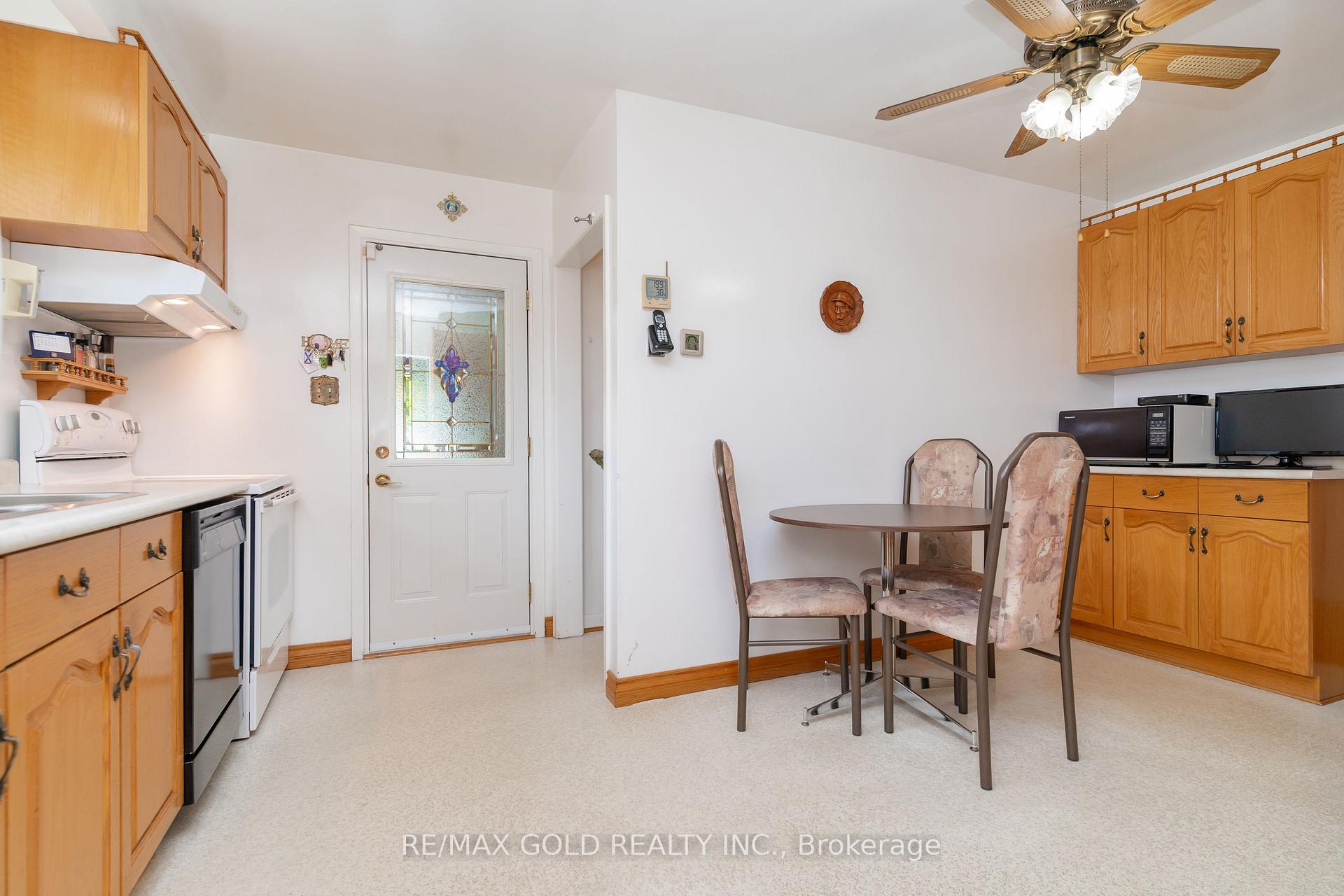 Photo 41 of 64 Mc Laughlin Road N, North Kawartha, Northwood Park — HOMEH