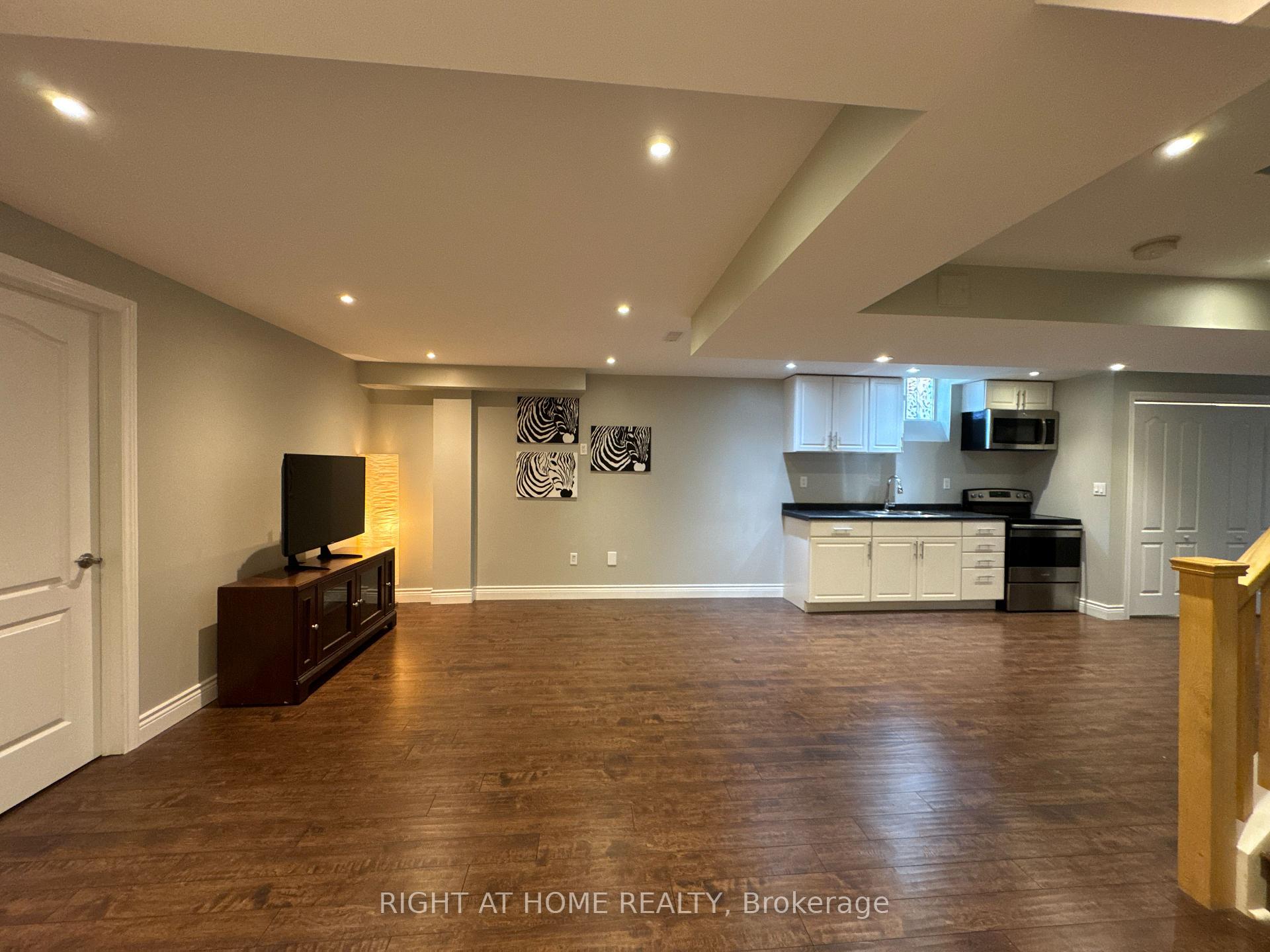 Photo 3 of Unit Basement, 22 Kawana Road, Brampton, Bram West — HOMEH