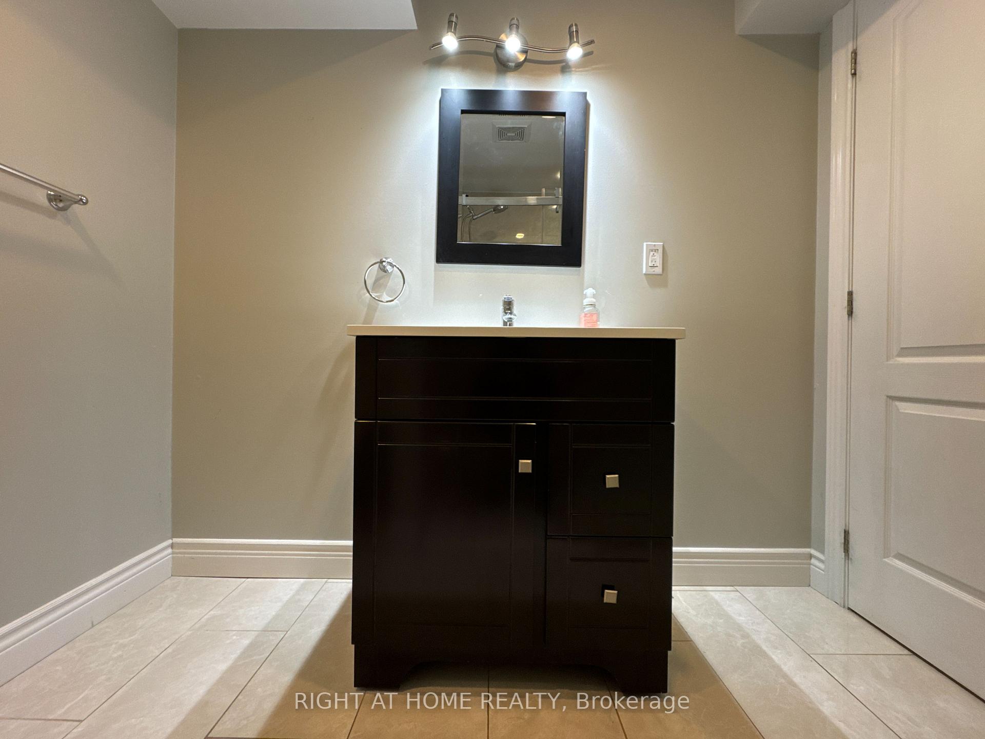 Photo 5 of Unit Basement, 22 Kawana Road, Brampton, Bram West — HOMEH