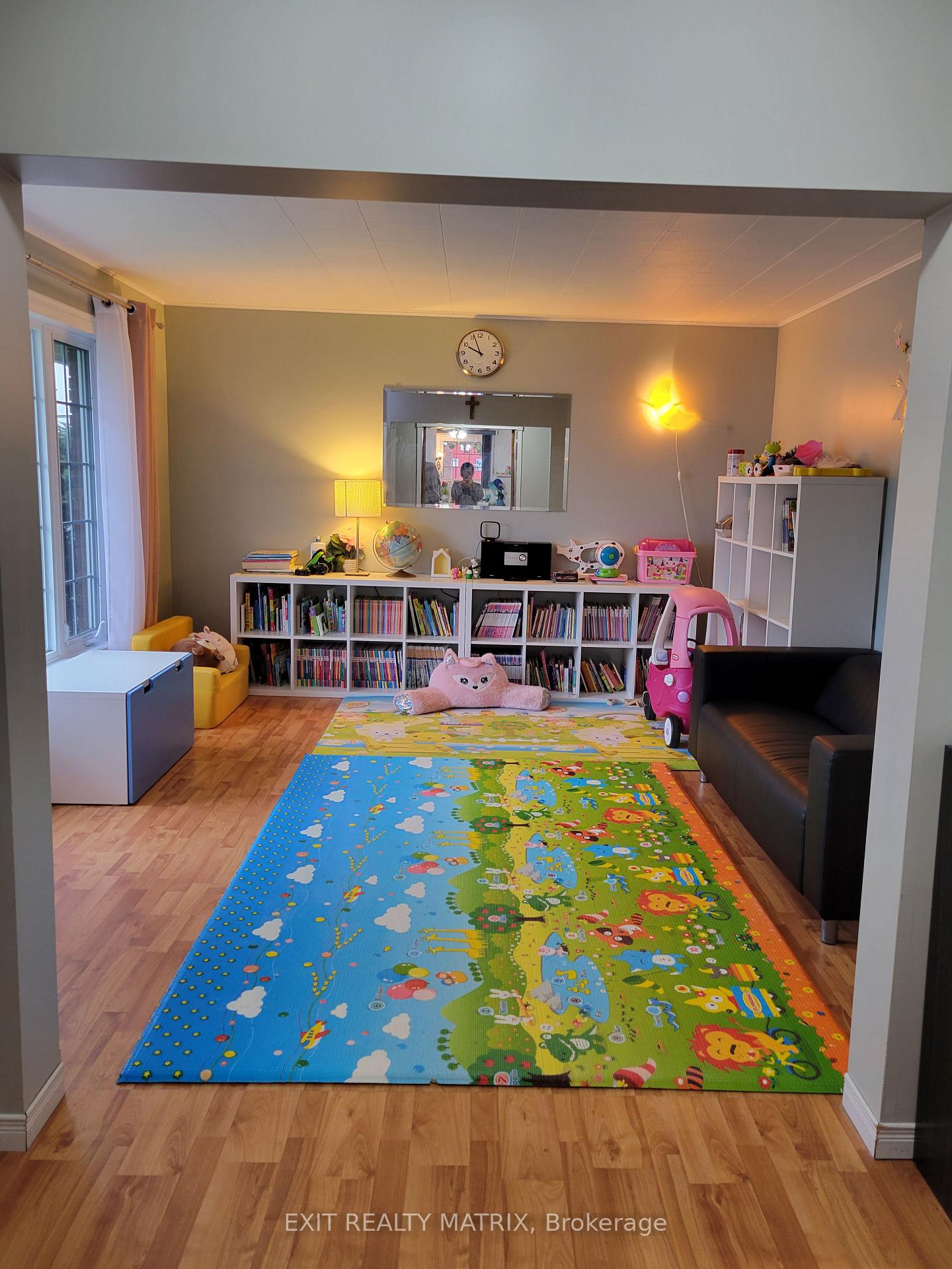 Photo 5 of 144 Bond Street, Champlain, Vankleek Hill — HOMEH