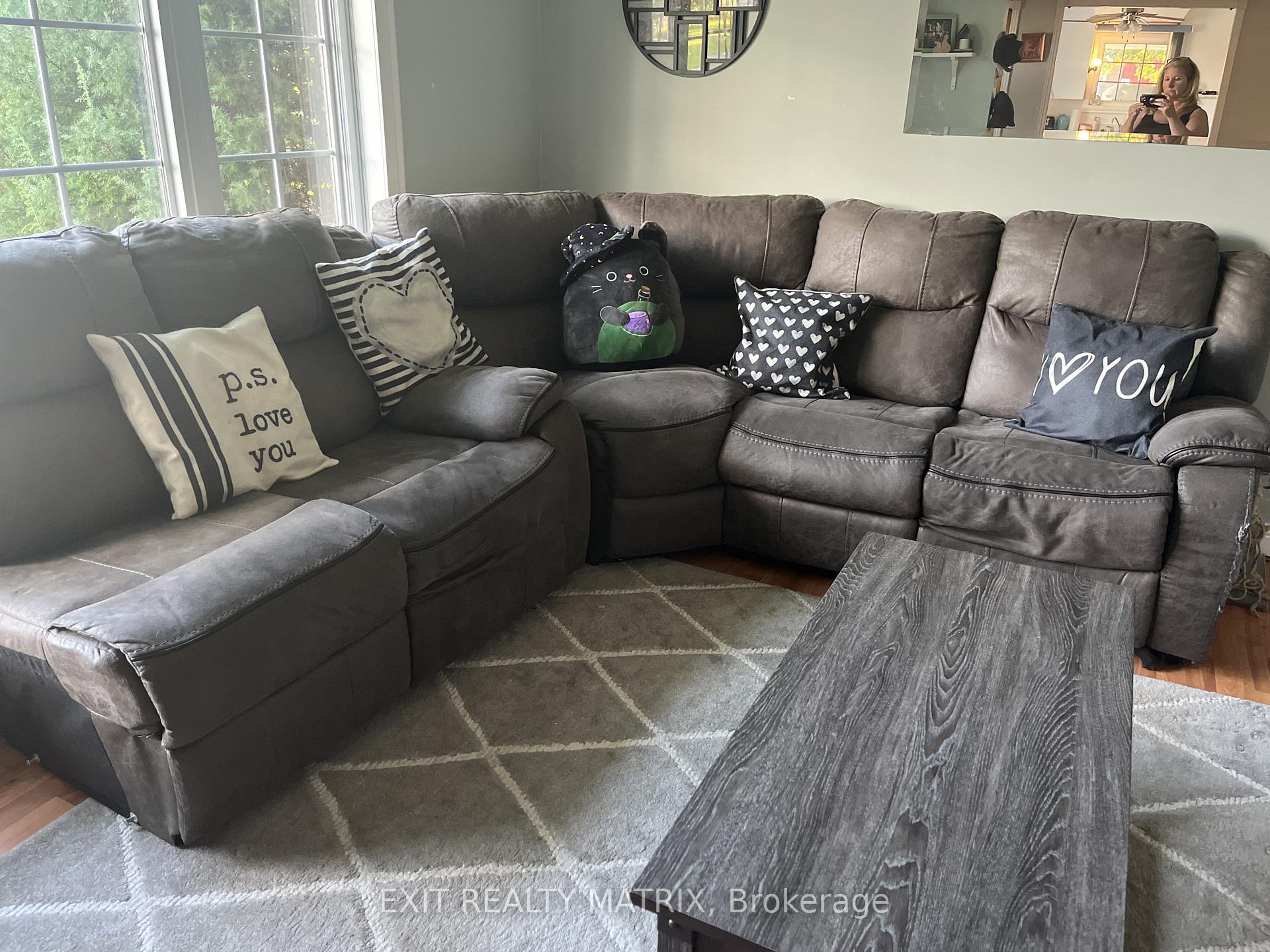 Photo 7 of 144 Bond Street, Champlain, Vankleek Hill — HOMEH