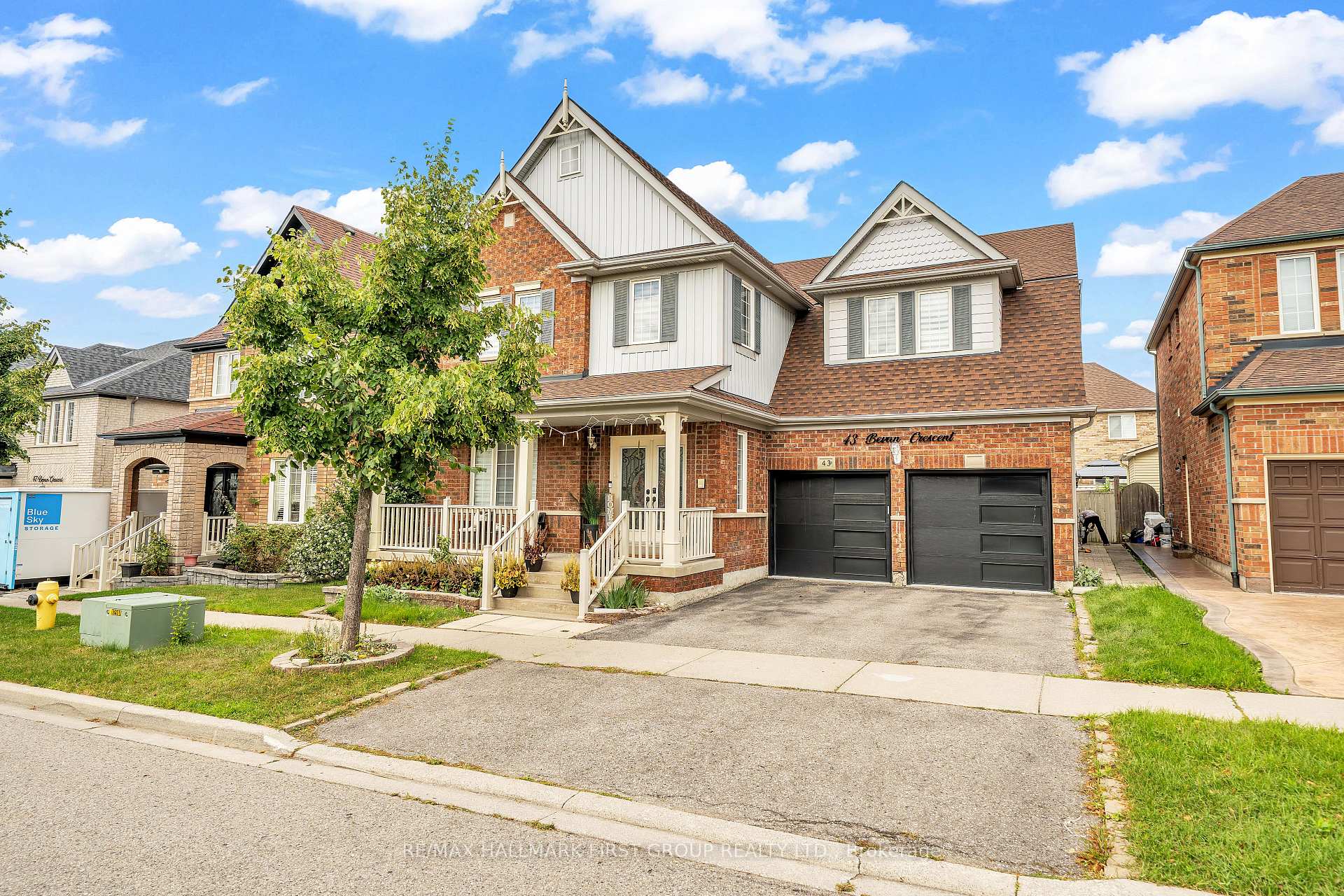 Photo 2 of 43 Bevan Crescent, Ajax, Northwest Ajax — HOMEH