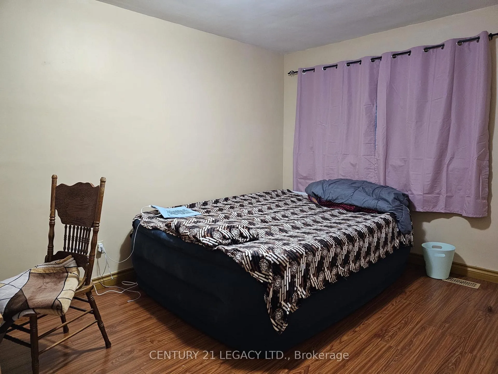 Photo 5 of 101 McMurchy Avenue S, Brampton, Brampton South — HOMEH