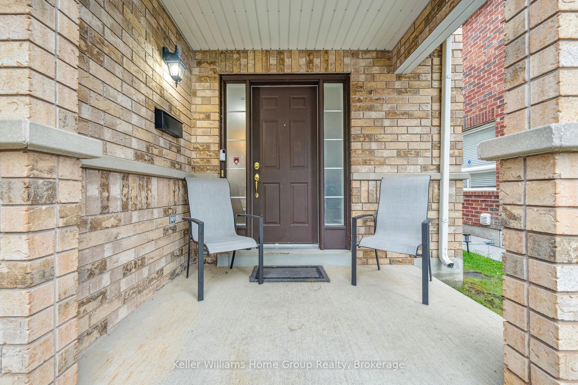 Photo 4 of 17 Florette Place, Brampton, Fletcher's Meadow — HOMEH