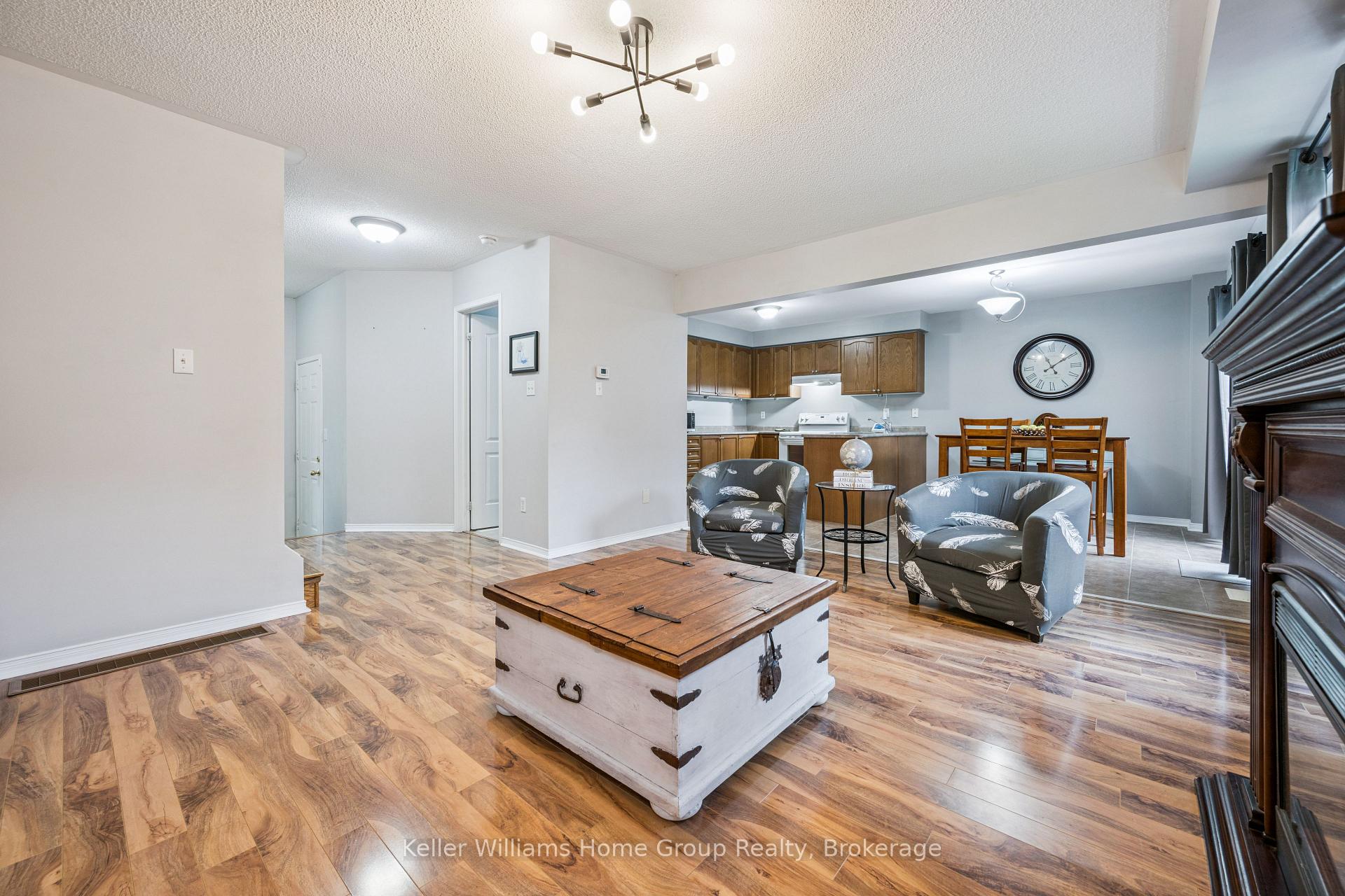 Photo 8 of 17 Florette Place, Brampton, Fletcher's Meadow — HOMEH