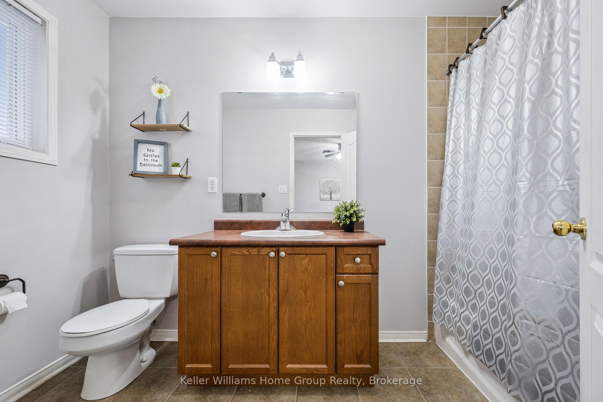 Photo 22 of 17 Florette Place, Brampton, Fletcher's Meadow — HOMEH