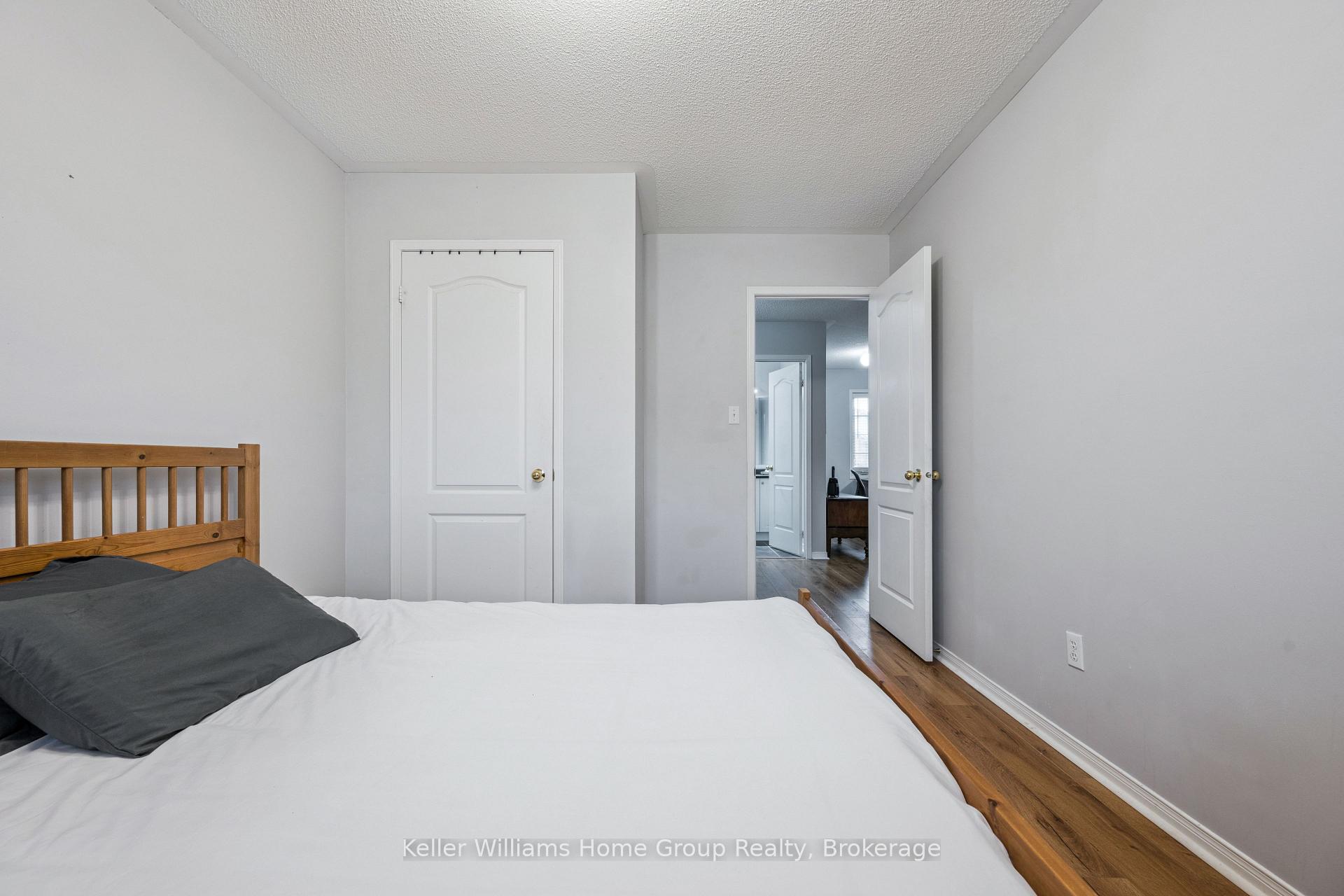 Photo 24 of 17 Florette Place, Brampton, Fletcher's Meadow — HOMEH